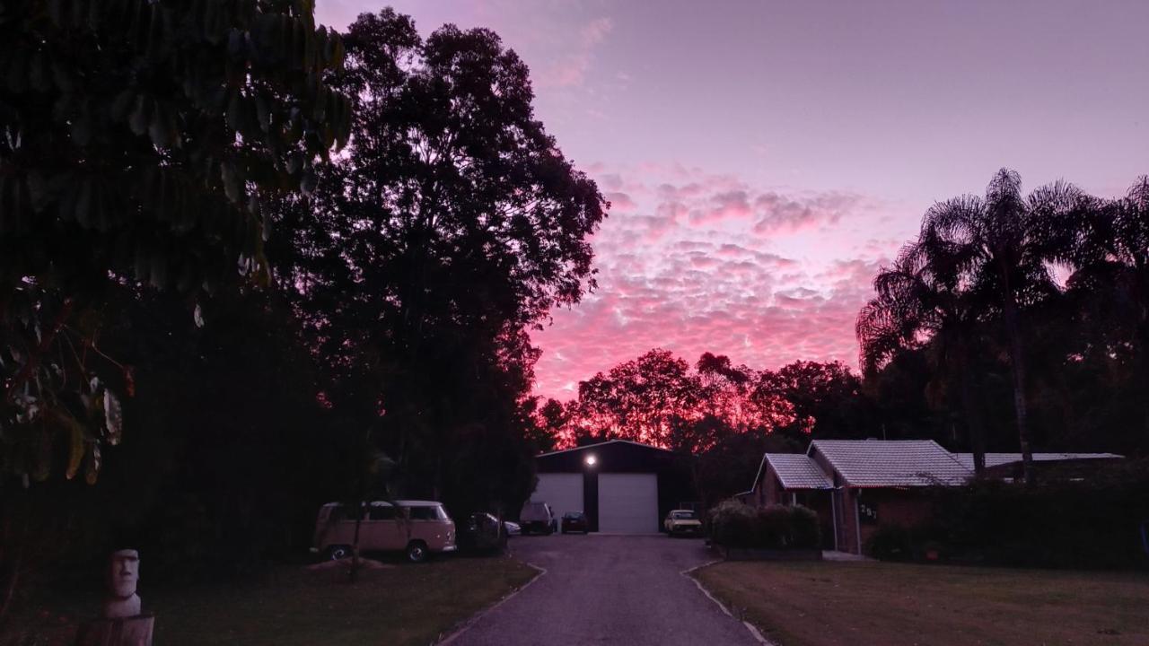 Tukawyl Retreat Landsborough Bed & Breakfast Exterior photo